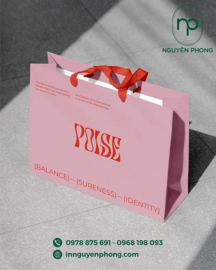 mau-tui-giay-dung-vang-4